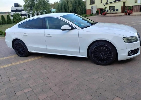 Audi A5 cena 37900 przebieg: 210756, rok produkcji 2011 z Kamieńsk małe 172